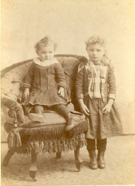 Harriet and Cora Bullock